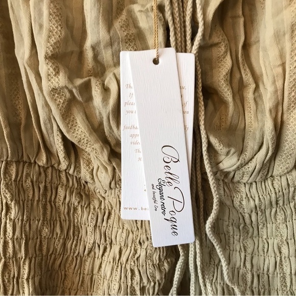 BELLE Pogue tan lace up top with faux leather sleeve cuffs. Size small. - Picture 9 of 12